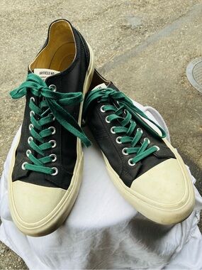 Article No. OH  Black Canvas Low-Top Sneakers, Size 12